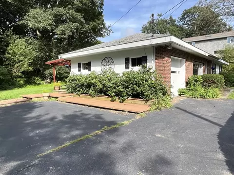 1 Daniel Roy Rd, Gloucester, MA 01930 photo 4