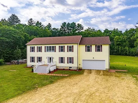 1322 N Brookfield Rd, Oakham, MA 01068