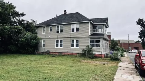 73-75 Melrose St, Springfield, MA 01109 photo 2