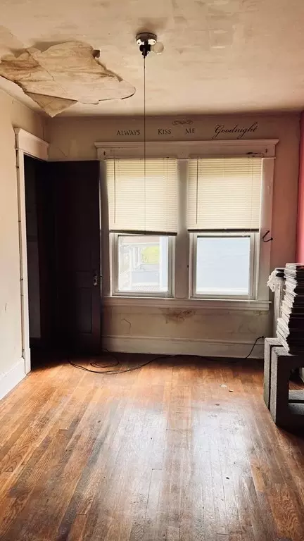 73-75 Melrose St, Springfield, MA 01109 photo 12