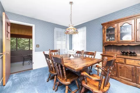 109 Pinecrest Dr, Springfield, MA 01118 photo 13
