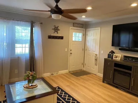 21 Mashpee Neck Rd, Mashpee, MA 02649 photo 6
