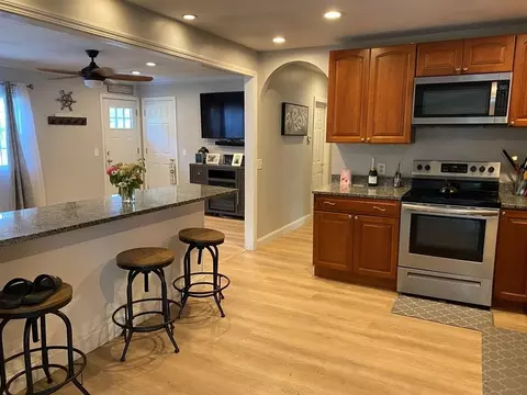 21 Mashpee Neck Rd, Mashpee, MA 02649 photo 13
