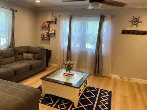 21 Mashpee Neck Rd, Mashpee, MA 02649 photo 7