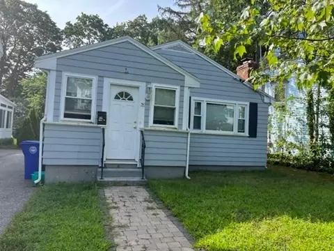 51 Houston Ave, Milton, MA 02186
