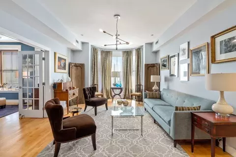 40 Isabella St #3E, Boston, MA 02116