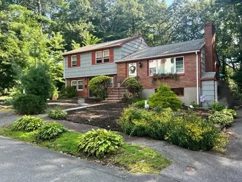9 Athens Dr, Saugus, MA 01906