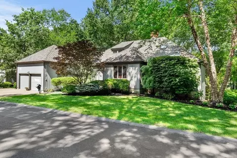 33 One Salem St, Swampscott, MA 01907