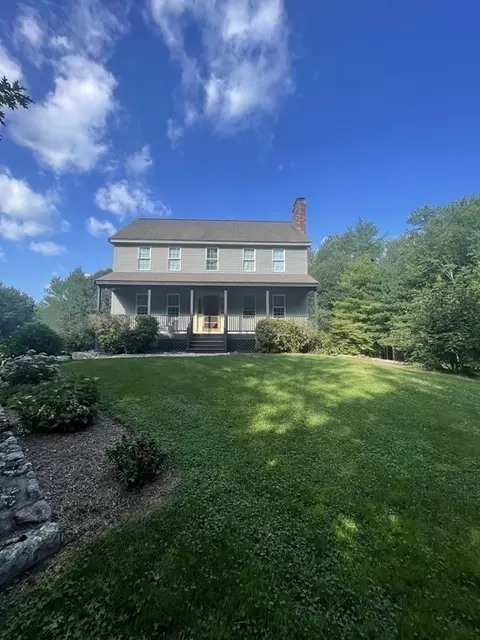 14 Peterson St, Leominster, MA 01453