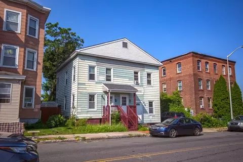 92-94 West St, Chicopee, MA 01013 photo 3