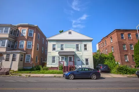 92-94 West St, Chicopee, MA 01013