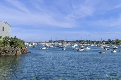 35 Wharf Path #B, Marblehead, MA 01945 photo 3