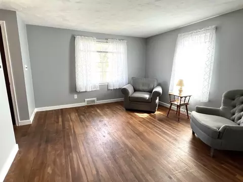 290 Hartwick St, Springfield, MA 01108 photo 21