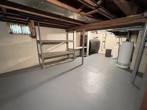 290 Hartwick St, Springfield, MA 01108 photo 32