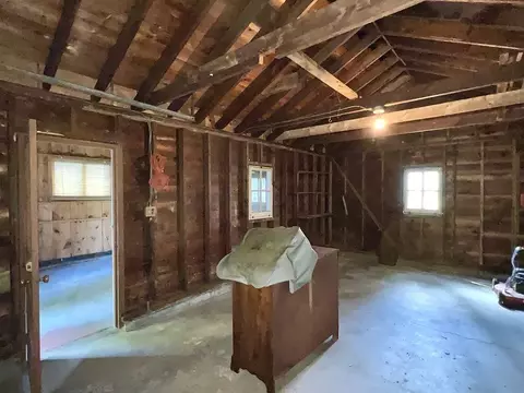 290 Hartwick St, Springfield, MA 01108 photo 35
