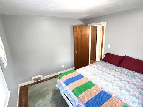 290 Hartwick St, Springfield, MA 01108 photo 11