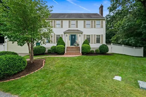 58 Michele Dr, Weymouth, MA 02190