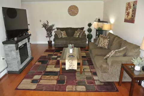 31 Church Grn #110, Taunton, MA 02780