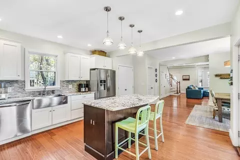 214 River St, Dedham, MA 02026 photo 5