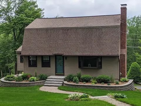19 Westview Dr, Sutton, MA 01590