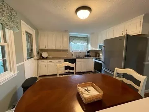 19 Westview Dr, Sutton, MA 01590 photo 5