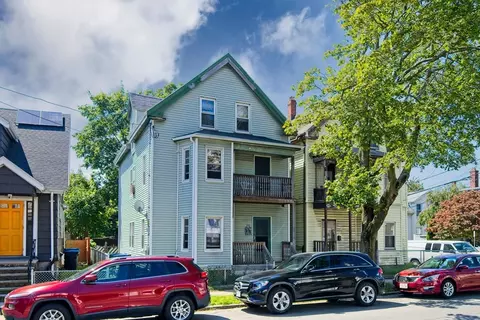 230 Eastern Ave, Lynn, MA 01902