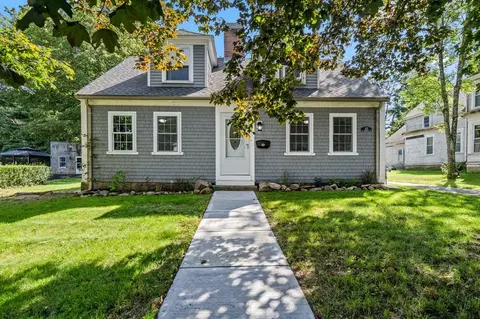 221 N Franklin St, Holbrook, MA 02343