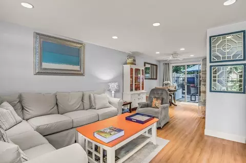 272 Craigville Beach Rd #2, Hyannis, MA 02601