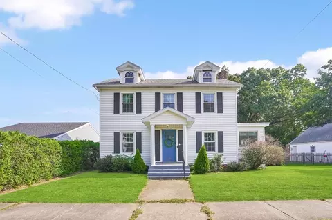 19 Edendale St, Springfield, MA 01104 photo 2