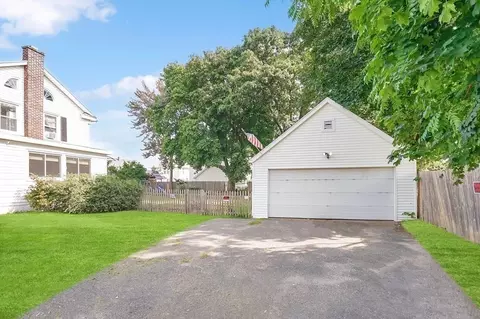 19 Edendale St, Springfield, MA 01104 photo 32