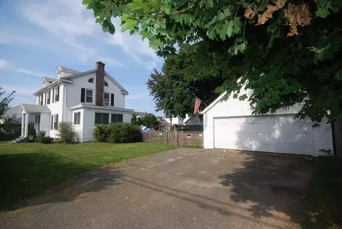 19 Edendale St, Springfield, MA 01104 photo 3