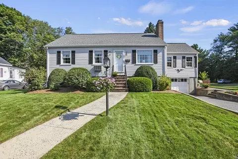 70 Emerson Ave, Peabody, MA 01960