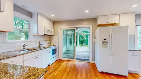 74 Pine Hill Rd, Dedham, MA 02026 photo 8