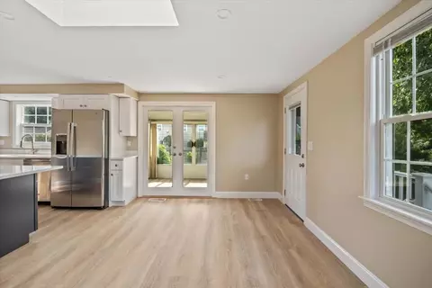 4 Devine Rd, Randolph, MA 02368 photo 11