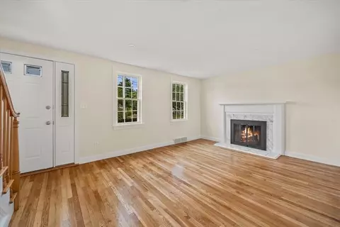 4 Devine Rd, Randolph, MA 02368 photo 5