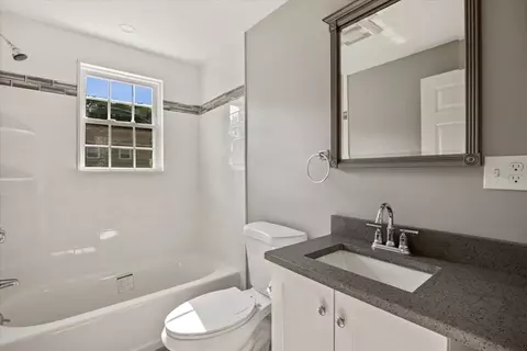 4 Devine Rd, Randolph, MA 02368 photo 14
