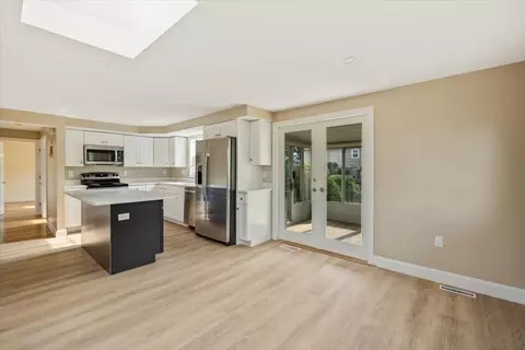 4 Devine Rd, Randolph, MA 02368 photo 10