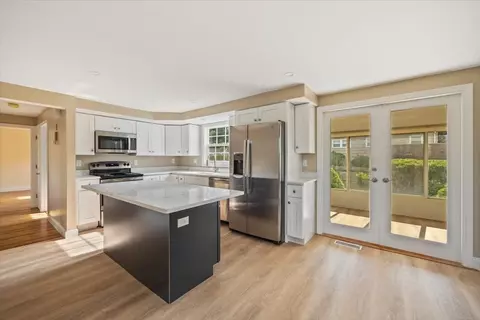 4 Devine Rd, Randolph, MA 02368 photo 8