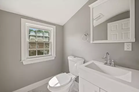 4 Devine Rd, Randolph, MA 02368 photo 17