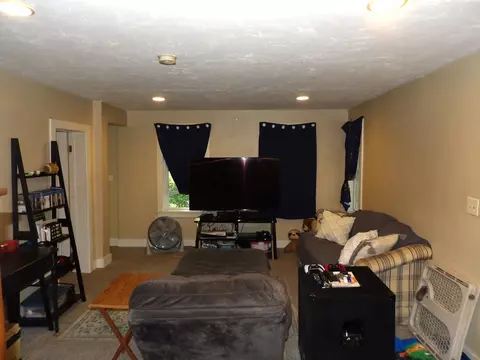 64 Chase Ave, Webster, MA 01570 photo 17