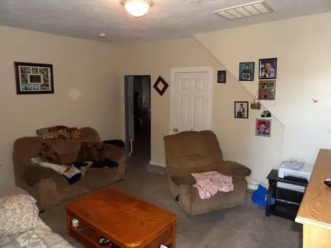 64 Chase Ave, Webster, MA 01570 photo 23