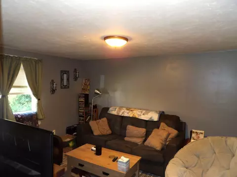 64 Chase Ave, Webster, MA 01570 photo 11