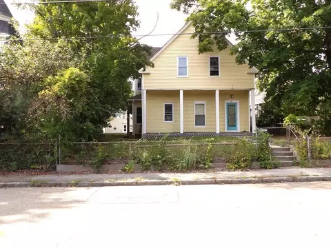 64 Chase Ave, Webster, MA 01570