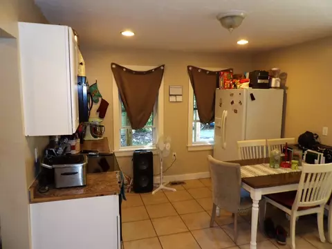 64 Chase Ave, Webster, MA 01570 photo 15