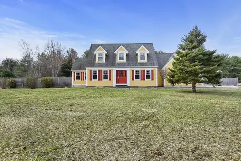 186 Crosswinds Dr, Groton, MA 01450