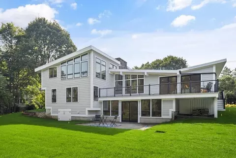 181 Marrett Rd, Lexington, MA 02421