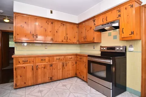 213 Lewis, Fall River, MA 02724 photo 8