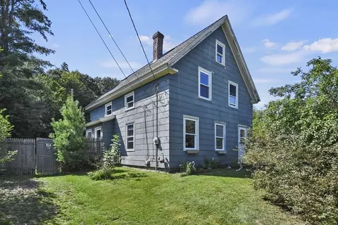 54 Whittemore St, Fitchburg, MA 01420