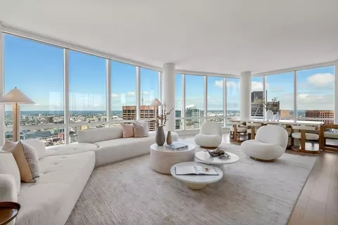 1 Franklin St #5203, Boston, MA 02110