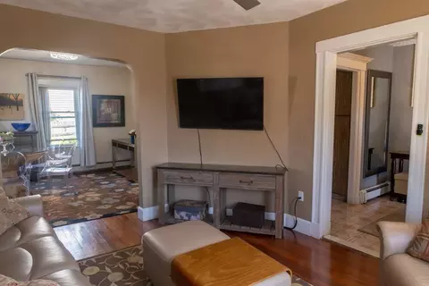 151 Hancock St, Everett, MA 02149 photo 4